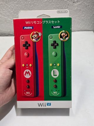 2 controller Wii Mario Luigi Motion Plus, confezione doppia
