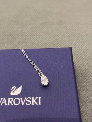 Collar lágrima Swarovski plata