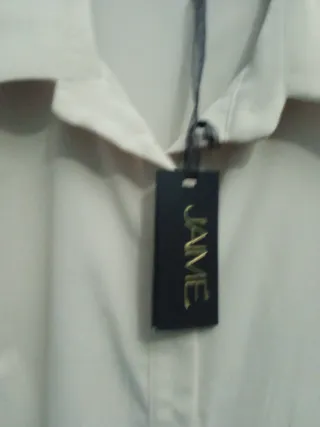 Blusa beige JAIME mangas volantes