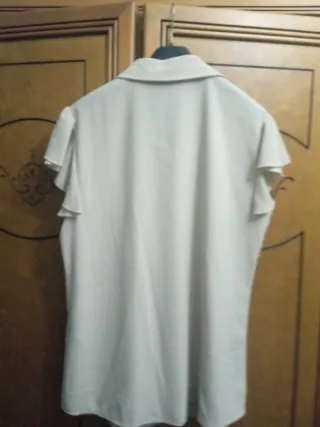 Blusa beige JAIME mangas volantes