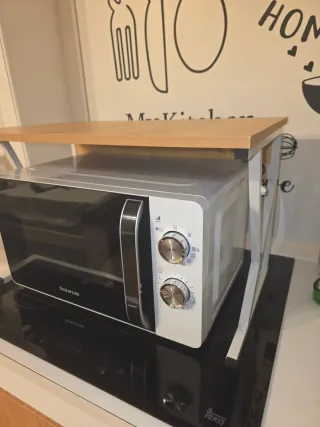 Scaffale cucina bianco e legno