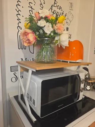 Scaffale cucina bianco e legno