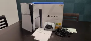 PlayStation 5 Slim Standard Sony con garanzia