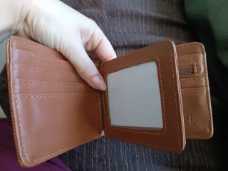 Billetera Deadpool Marrón