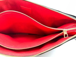 Louis Vuitton Coussin Charol