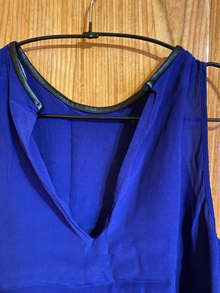 2 Blusas Azul y rosa Talla S