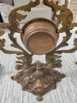 Reloj de sobremesa antiguo de bronce