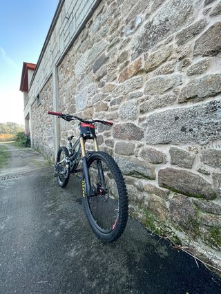 Bicicleta Descenso Saracen Myst Pro 2018