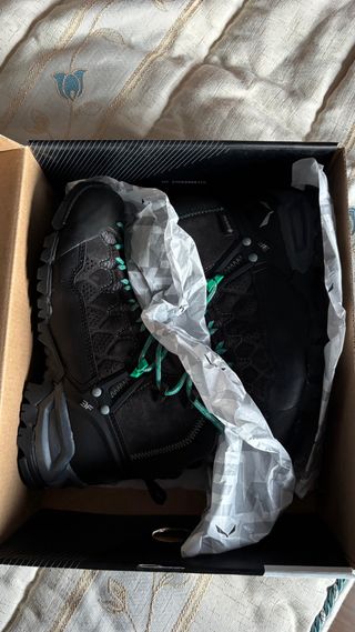 Vendo Botas Salewa Mujer