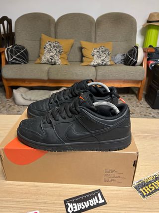 Nike Dunk SB Low Pro Triple Black