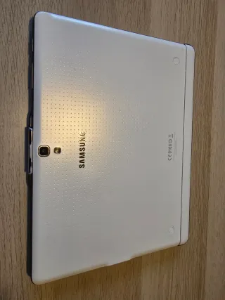 Samsung Galaxy Tab S 10,1 con teclado
