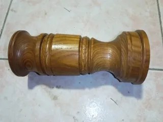 Vaso decorativo in legno