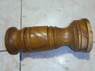 Vaso decorativo in legno