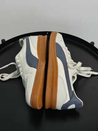 Sapatilhas Puma Brancas e Azuis