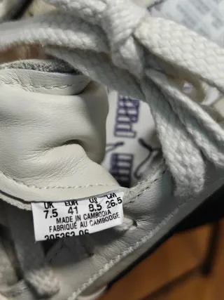 Sapatilhas Puma Brancas e Azuis