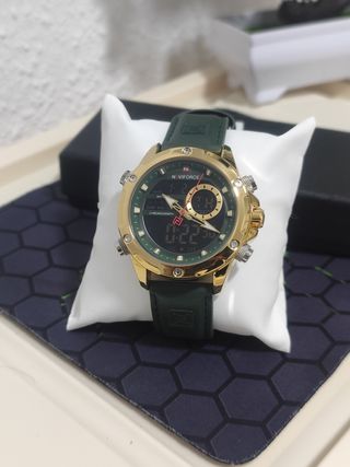 Reloj Naviforce Dorado y Verde Hombre