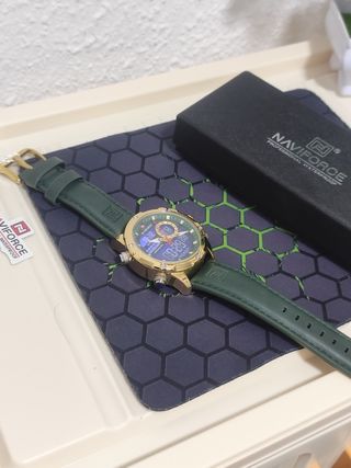 Reloj Naviforce Dorado y Verde Hombre