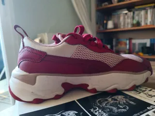 Puma x Charlotte Olympia Zapatillas color granate