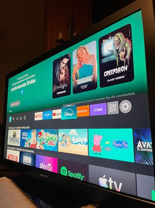 TV Sony Bravia 42 +(fire stick)