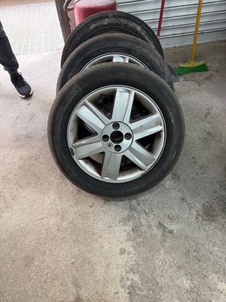 Llantas Renault 16 4/100