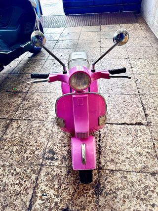 Vespa rosa para niñ@s