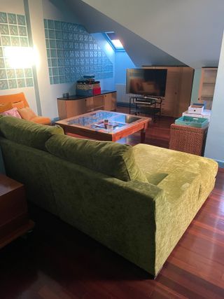 Sofá Chaiselongue Verde Aterciopelado