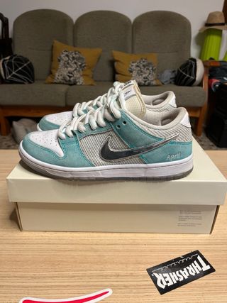 Nike Dunk SB Low Pro April