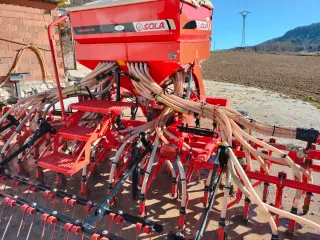 Sembradora Sola Neumasen 799 6m