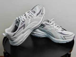 Sapatilhas Puma Roxo e Branco