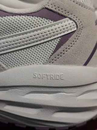 Sapatilhas Puma Roxo e Branco