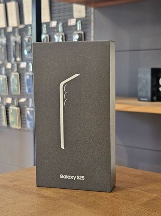 SAMSUNG S25 128GB PLATA PRECINTADO