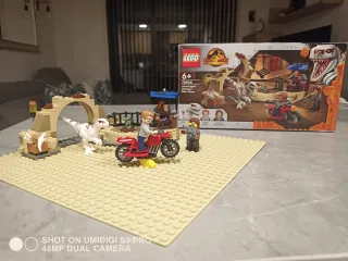 LEGO 76945 Jurassic World Atrociraptor