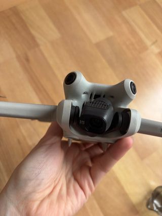 Dron DJI Mini 4 Pro + pack vuela más