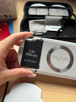 PSP Slim & Lite Sony Play Station Portable