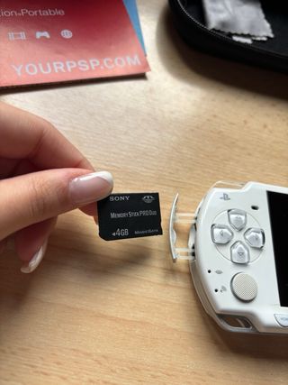 PSP Slim & Lite Sony Play Station Portable