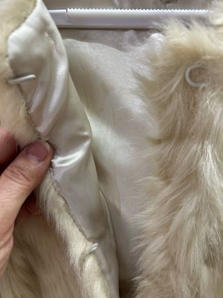 Abrigo pelo sintético beige