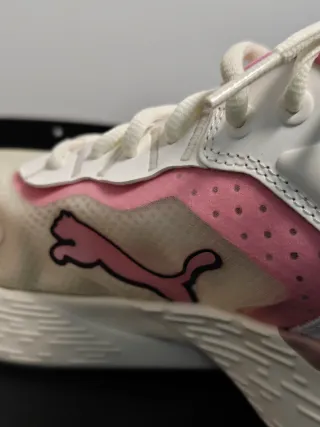 Sapatilhas Puma Rosa e Branco