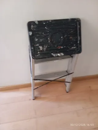 Escalera plegable de aluminio