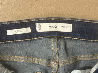 Pantalones vaqueros Mango azules