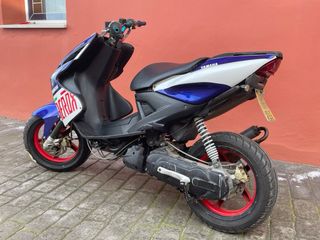 Yamaha Aerox R con Documentación