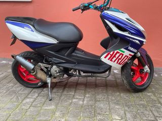 Yamaha Aerox R con Documentación