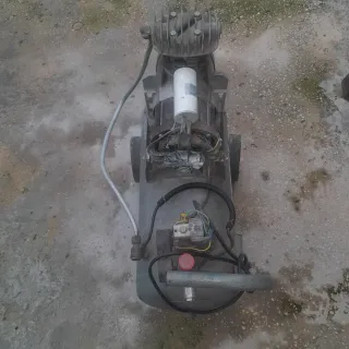 Compresor de aire 24 Lt ,funciona