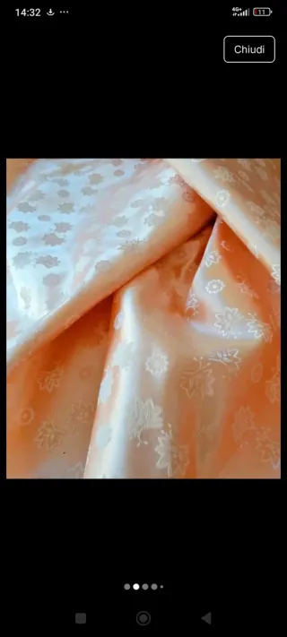 Tessuto per rivestimento floreale