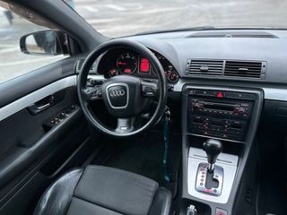 Audi A4  ( impoluto )