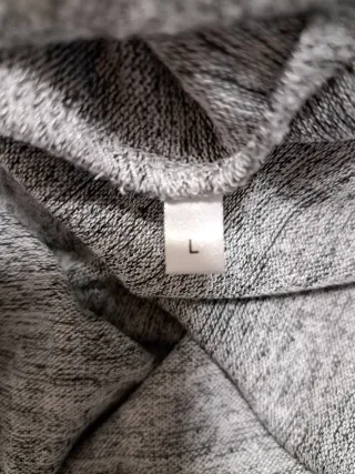 Vestido gris con capucha talla 44