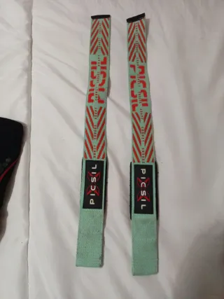 Material deportivo se vende juntos o separado