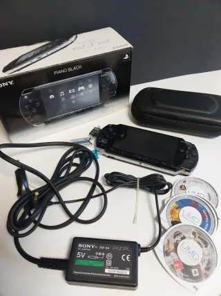 SONY PSP-2004 Piano Black