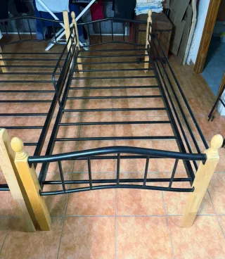 Litera madera y forja negra