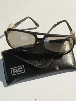 Occhiali RC neri