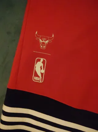 Pantalón Corto Adidas Chicago Bulls